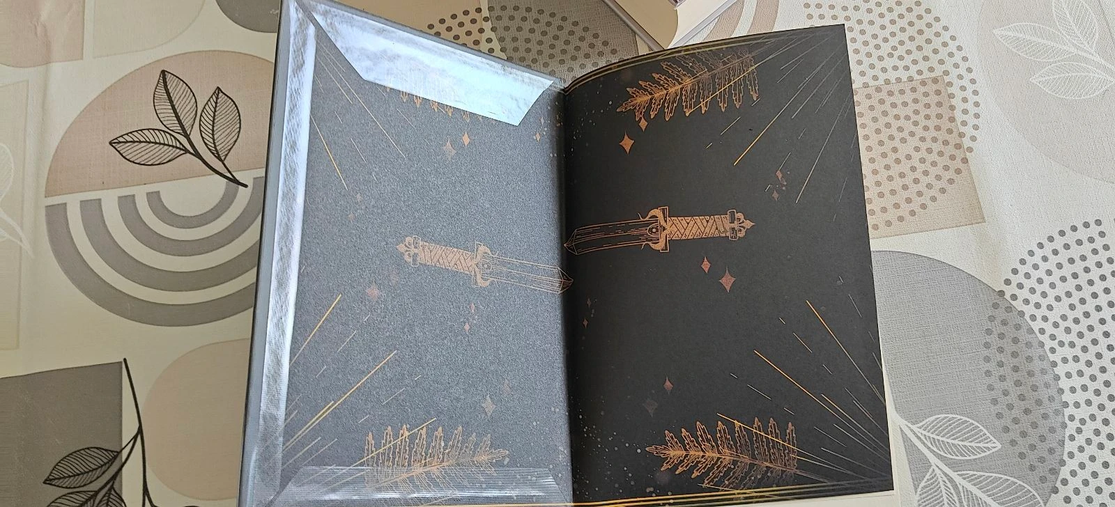 Serpent and Dove volume 1 2 and 3 – photo 7